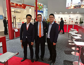 NL 型—尼龍內(nèi)齒圈<strong>鼓形齒式聯(lián)軸器</strong>